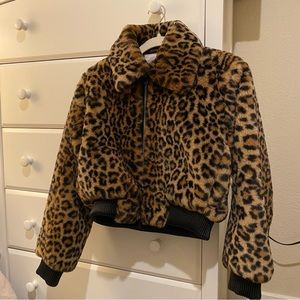 URBAN OUTFITTERS Leopard Faux Fur Cropped Bomber Jacket - NWOT